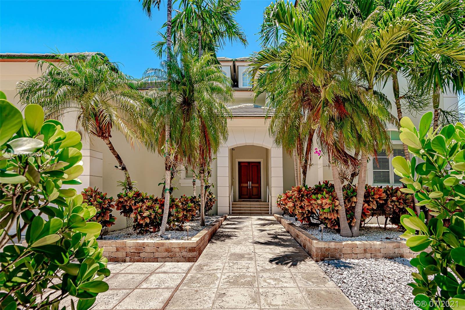 TROPICAL ISLE HOMES SUB 1 - Residential