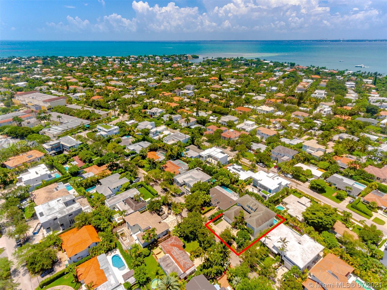 TROPICAL ISLE HOMES SUB 1 - Residential