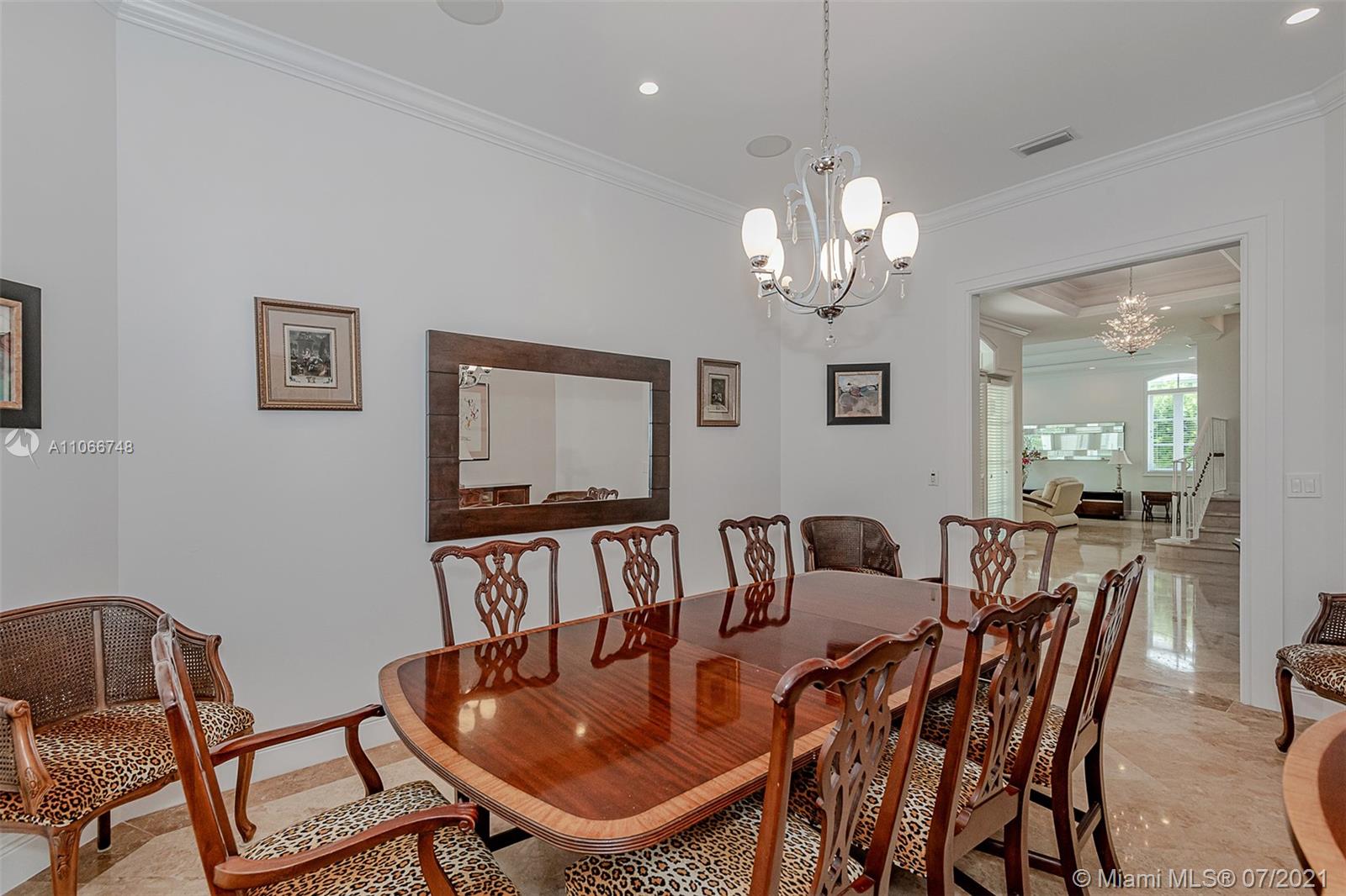 TROPICAL ISLE HOMES SUB 1 - Residential