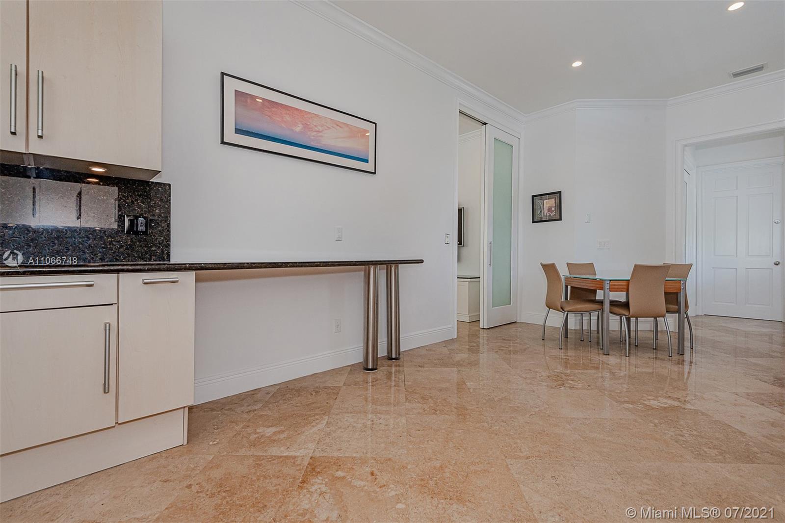 TROPICAL ISLE HOMES SUB 1 - Residential