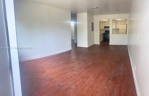 4000 NW 81st Ave 3 Coral Springs FL 33065