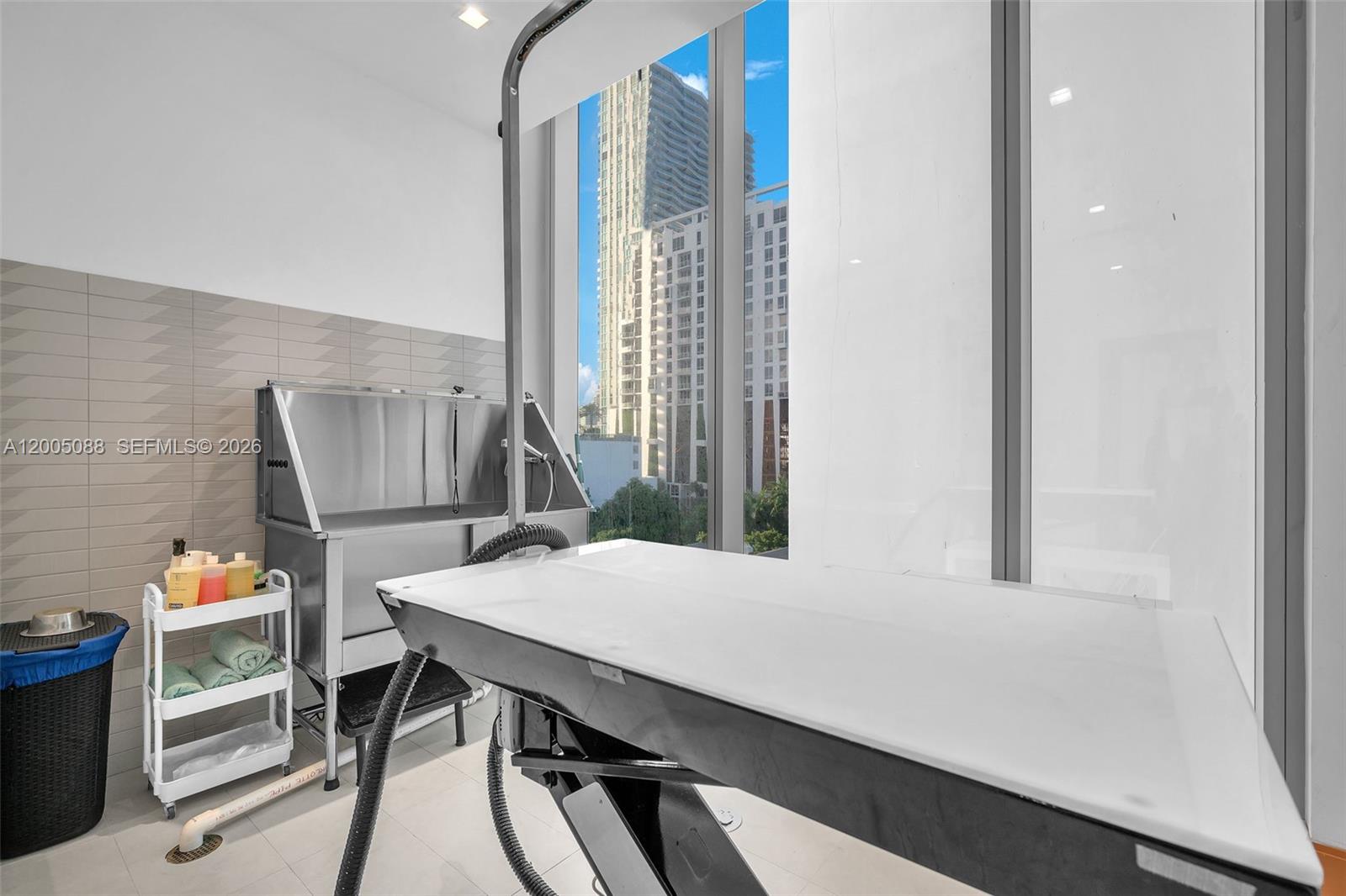 ESCOTTONIA PARK - Residential