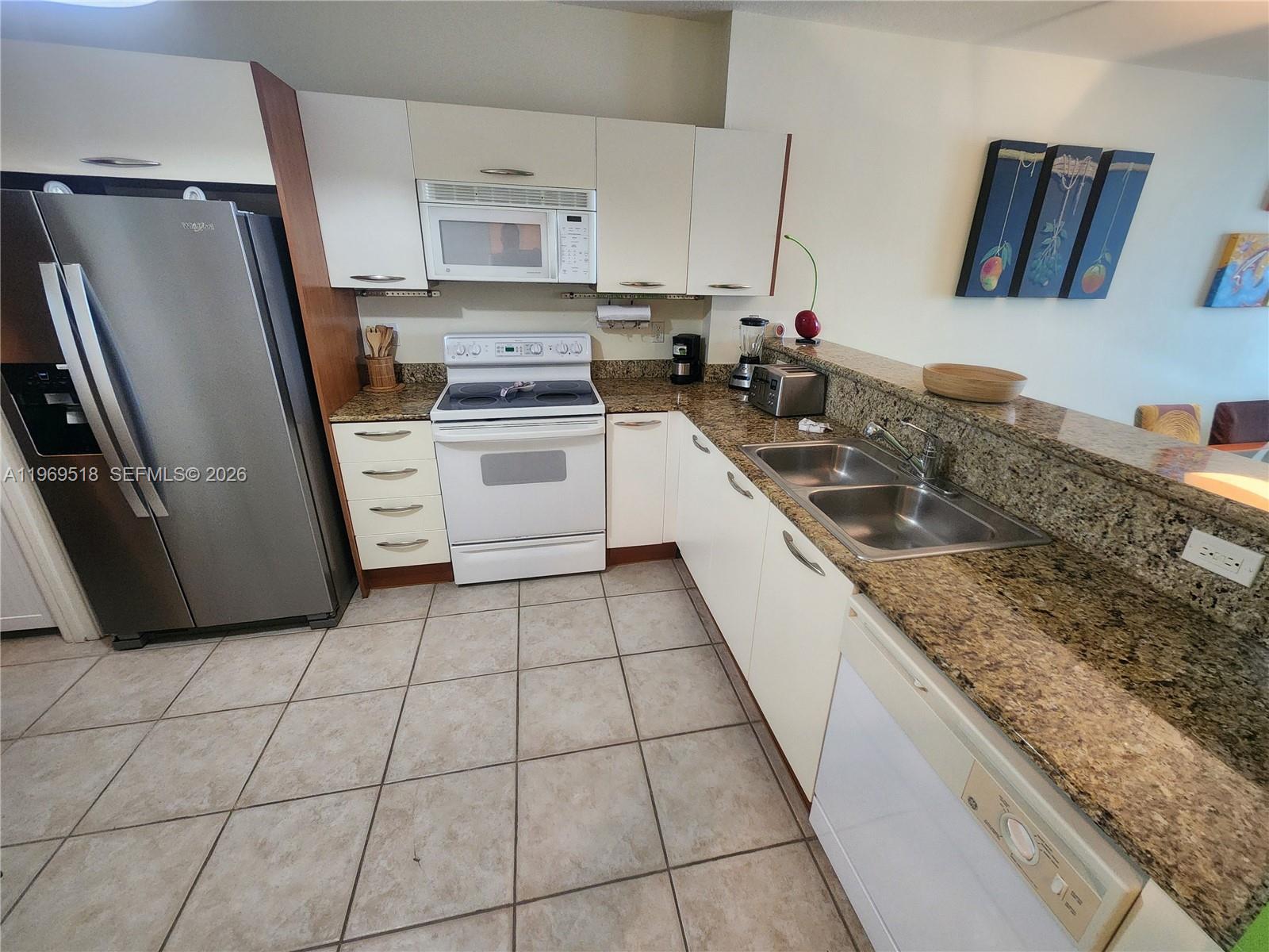 MARINA BAY CLUB - Residential