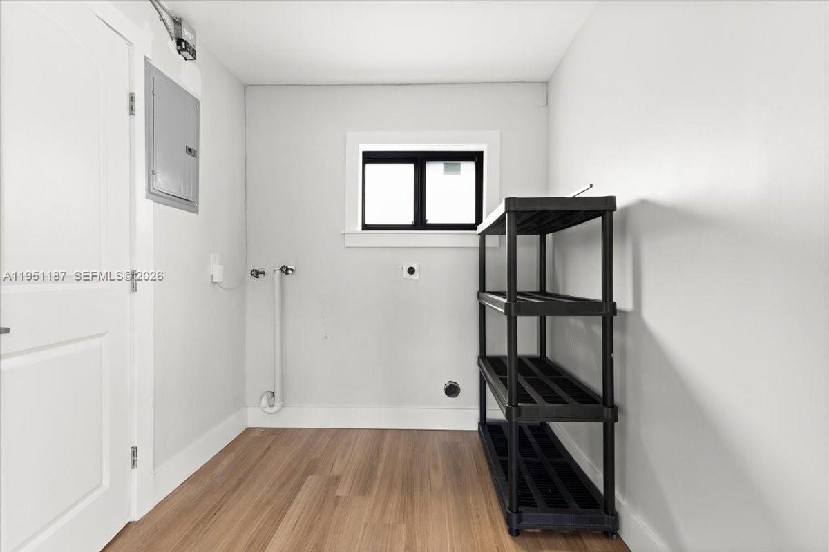 LARKDALE UNIT 4 - Residential