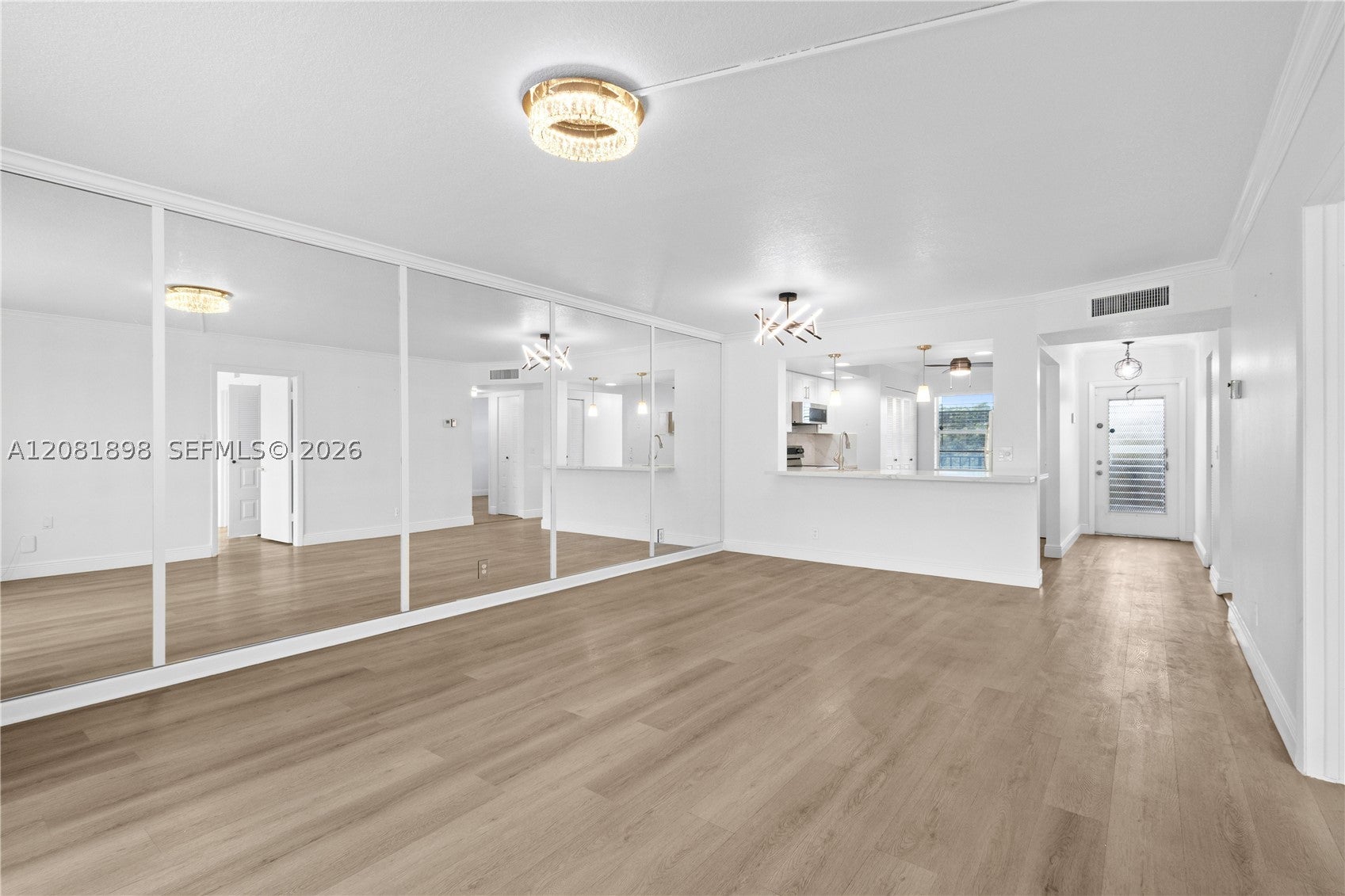 27 Abbey Ln 403, Delray Beach FL 33446