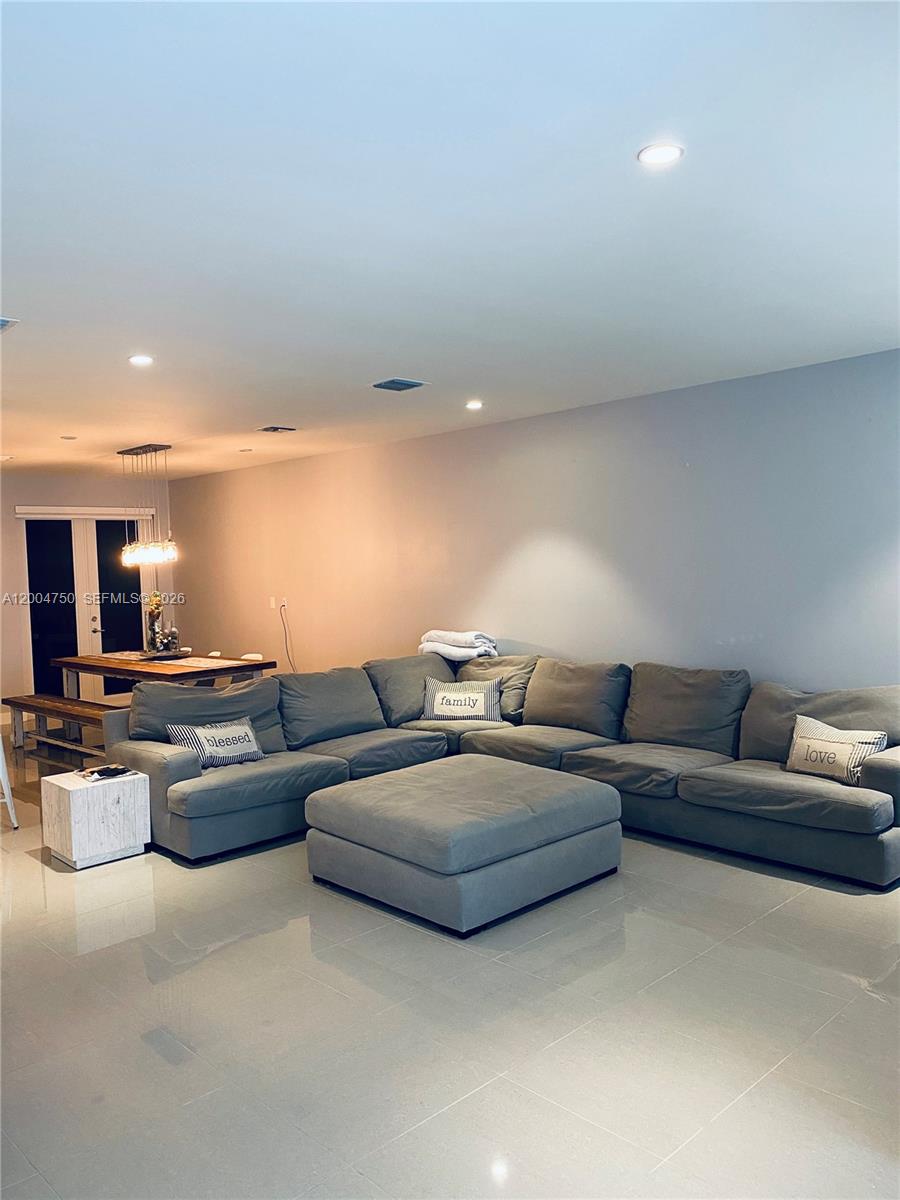 LANDMARK AT DORAL - Residential