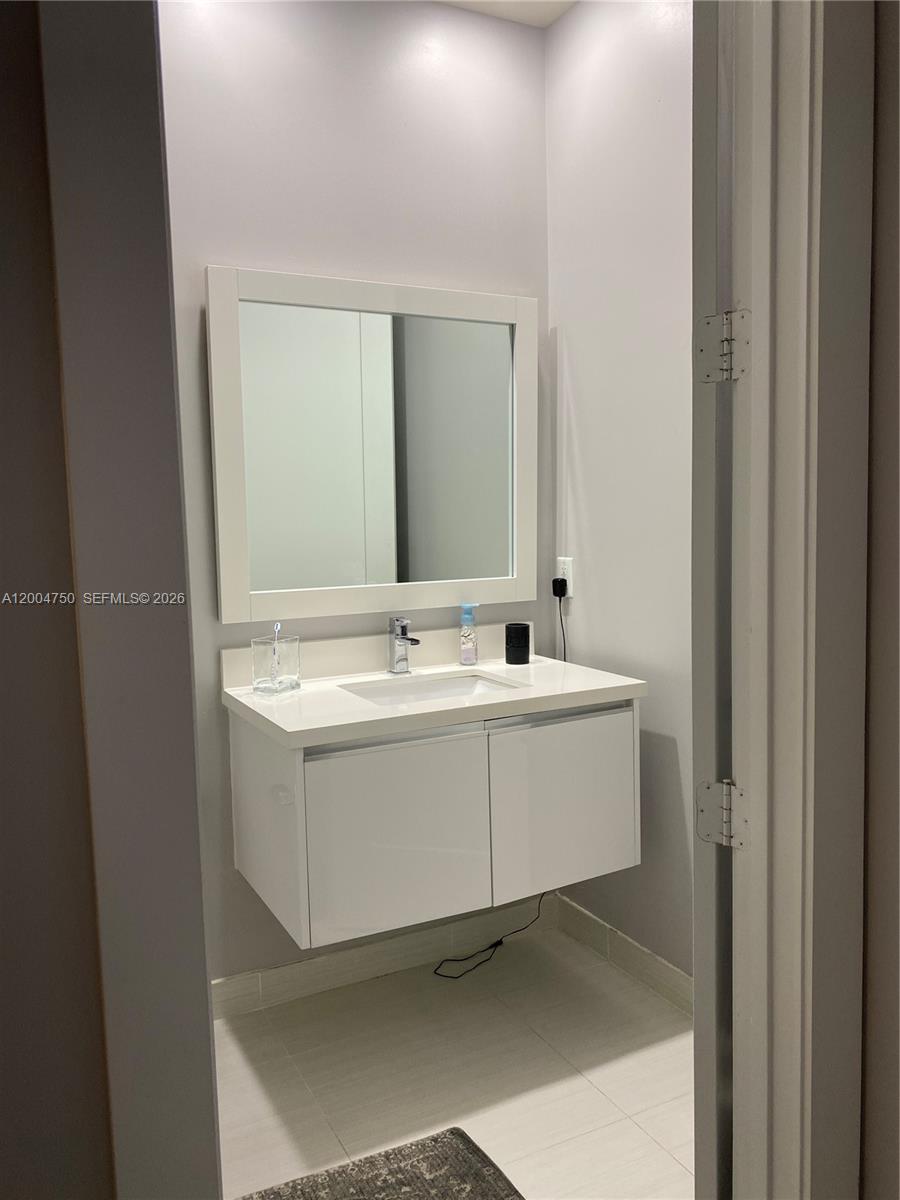 LANDMARK AT DORAL - Residential