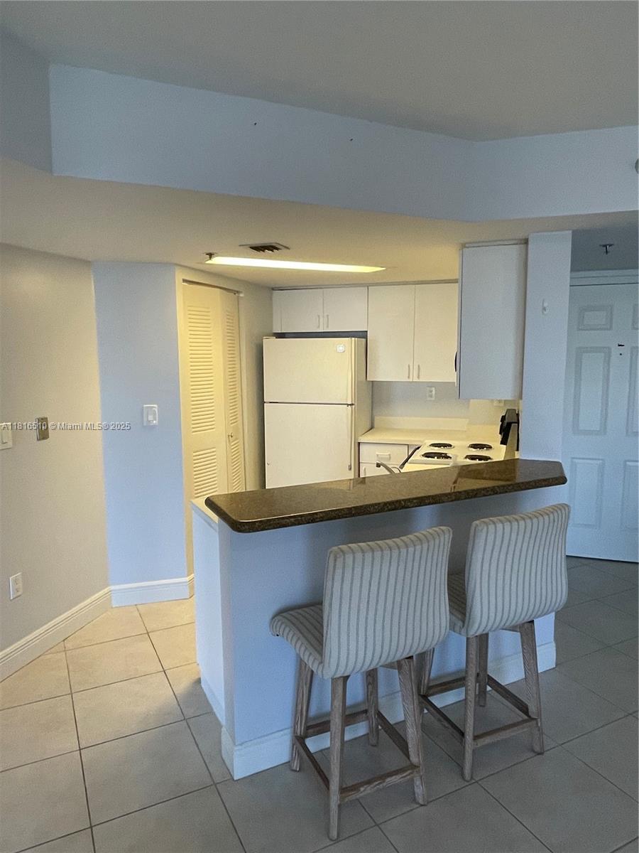 GABLES TERRACE CONDO - Residential Lease