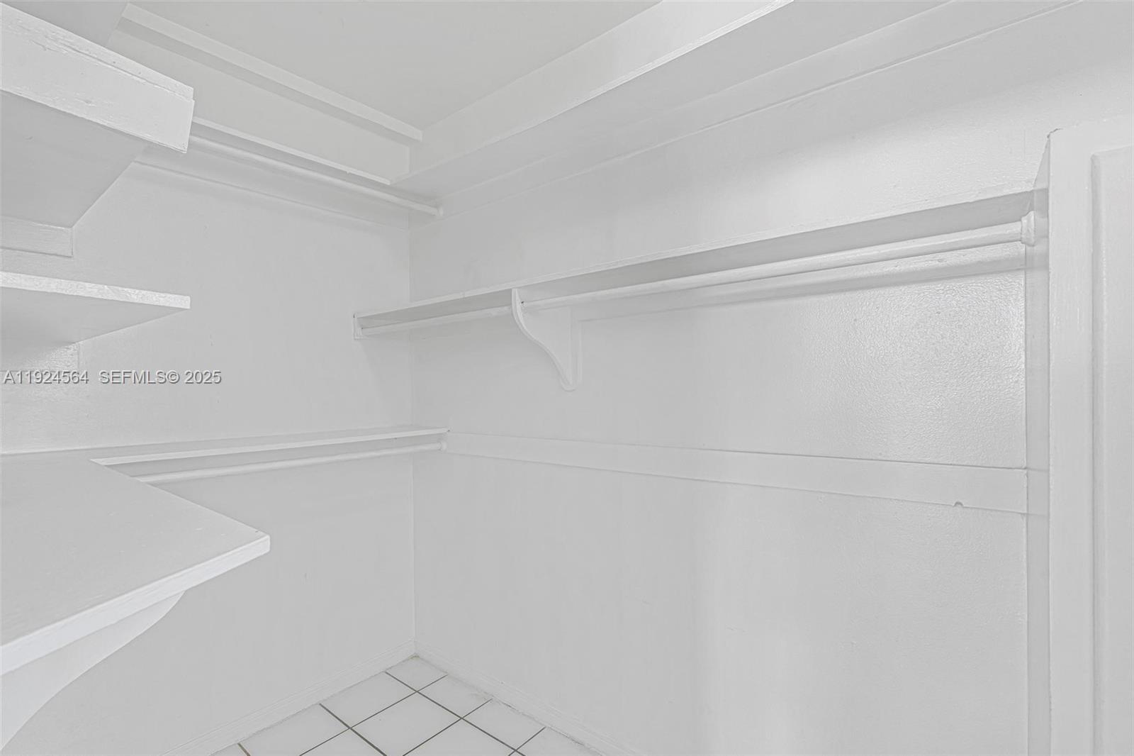 GOLF COURSE SUB AMD PL - Residential Lease