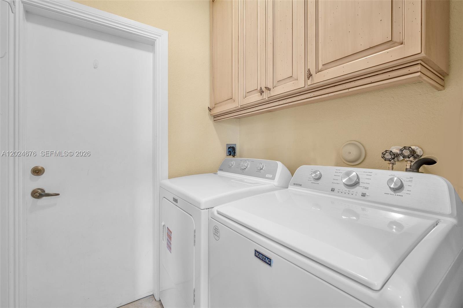 CENTURY ESTATES 1ST ADDN - Residential Lease