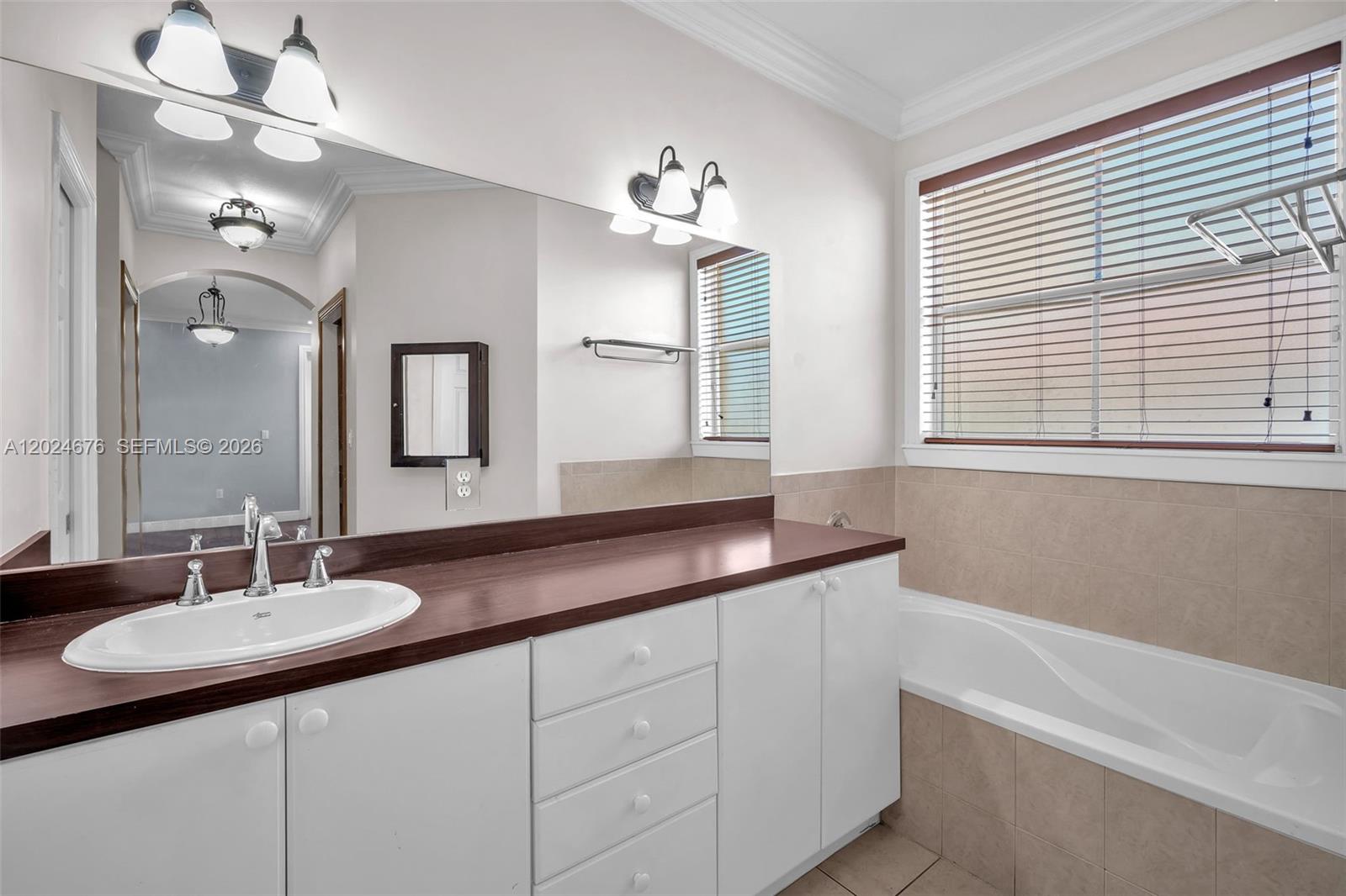 CENTURY ESTATES 1ST ADDN - Residential Lease