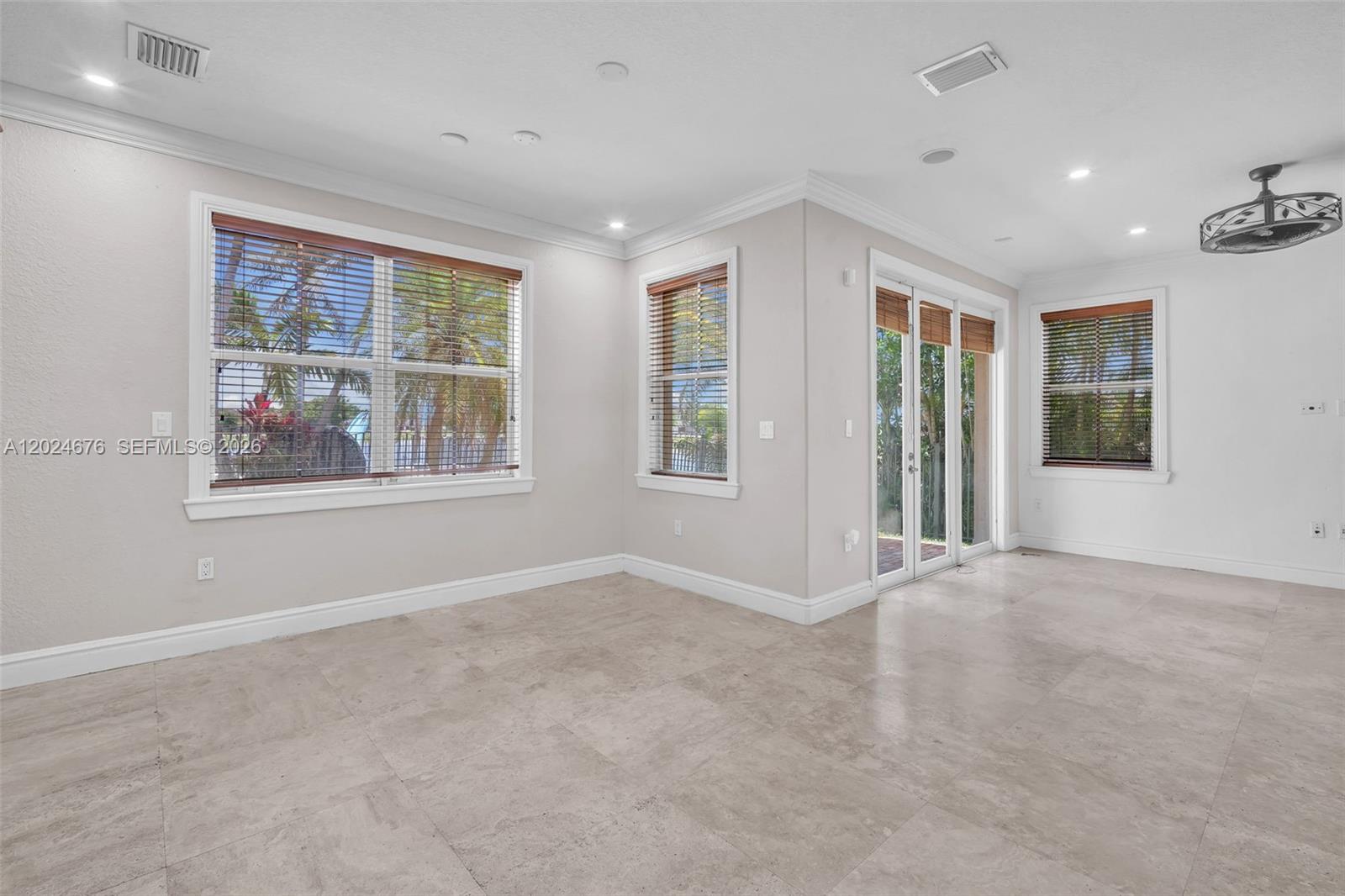 CENTURY ESTATES 1ST ADDN - Residential Lease