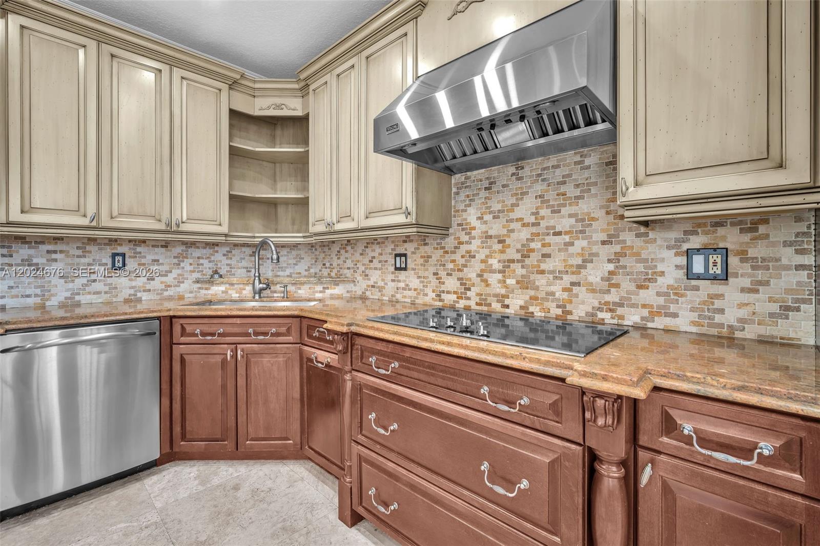 CENTURY ESTATES 1ST ADDN - Residential Lease