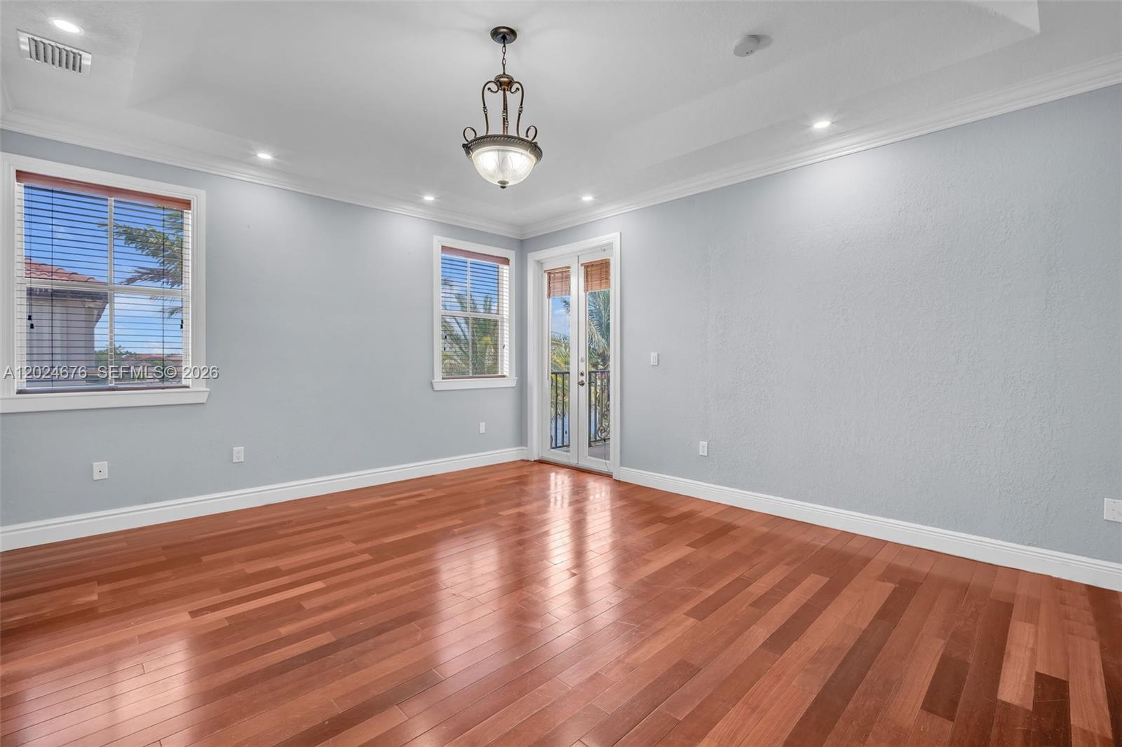 CENTURY ESTATES 1ST ADDN - Residential Lease