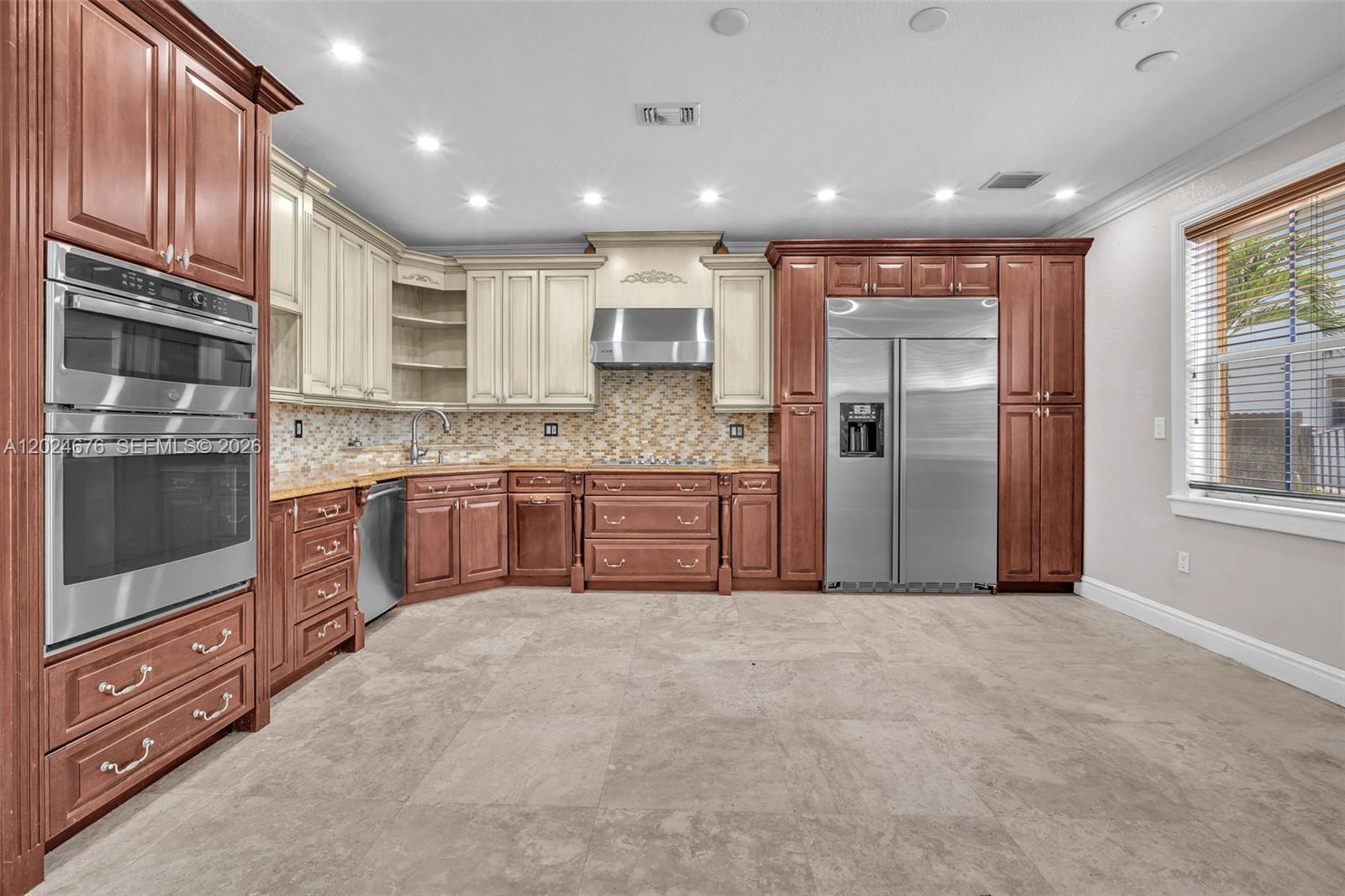 CENTURY ESTATES 1ST ADDN - Residential Lease