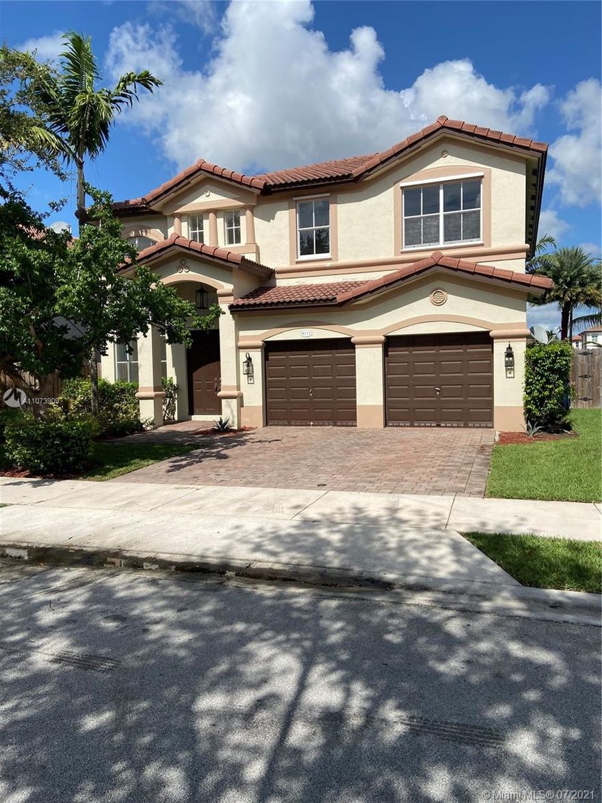 Fully updated two story house in the heart of Kendall. The property features 4 bedrooms/ 3 bathrooms, marble flooring throughout first floor and luxury vinyl on second floor. There is a bedroom and full bathroom on the first floor. New stainless steel appliances, new blinds, shower in all bathrooms, large backyard and impact doors. NO PETS ALLOWED!!!