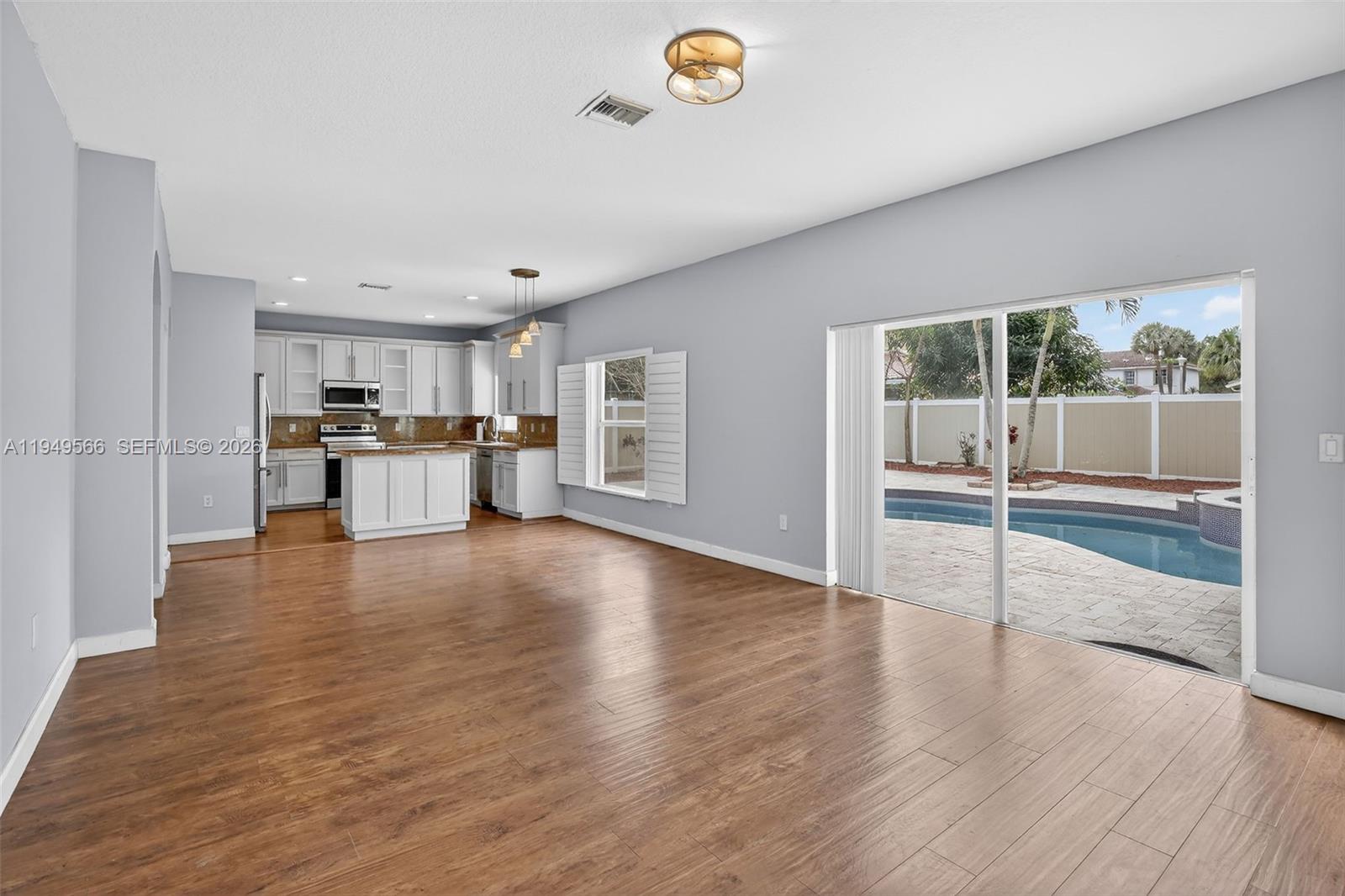 WALNUT CREEK REPLAT NO 2 - Residential