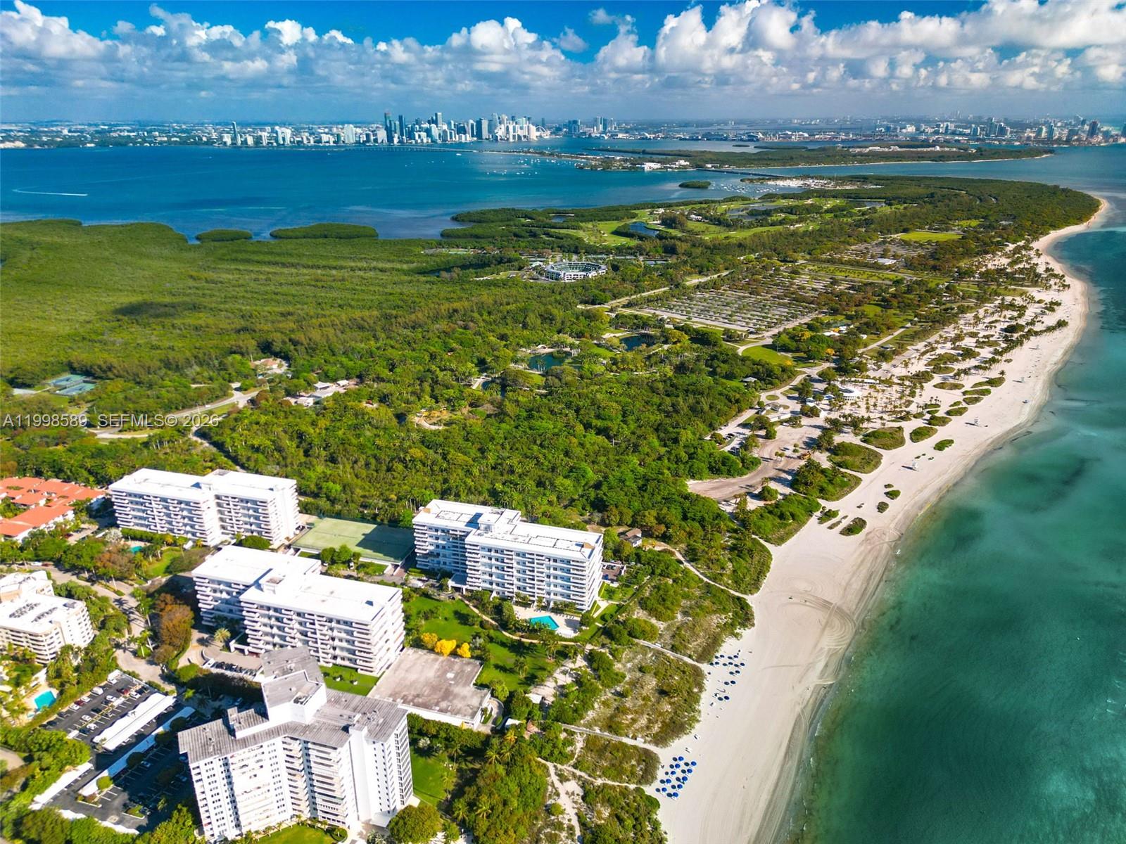 KEY BISCAYNE COMMODORE CL - Residential