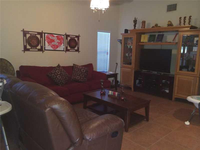 THE CROSSINGS 93-5 B - Residential Lease