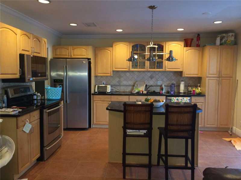 THE CROSSINGS 93-5 B - Residential Lease