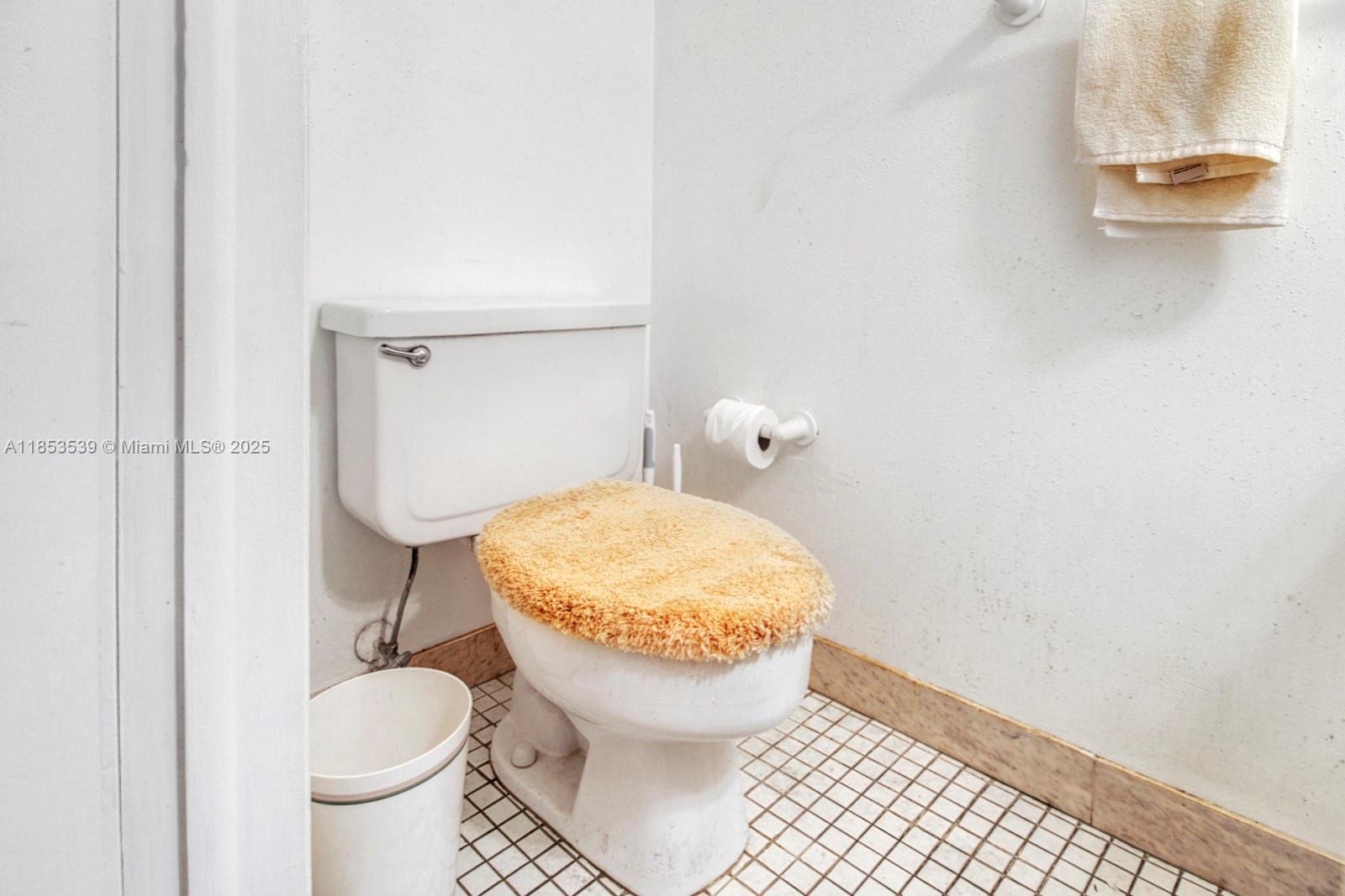 WESTVIEW CONDOMINIUM NO F - Residential