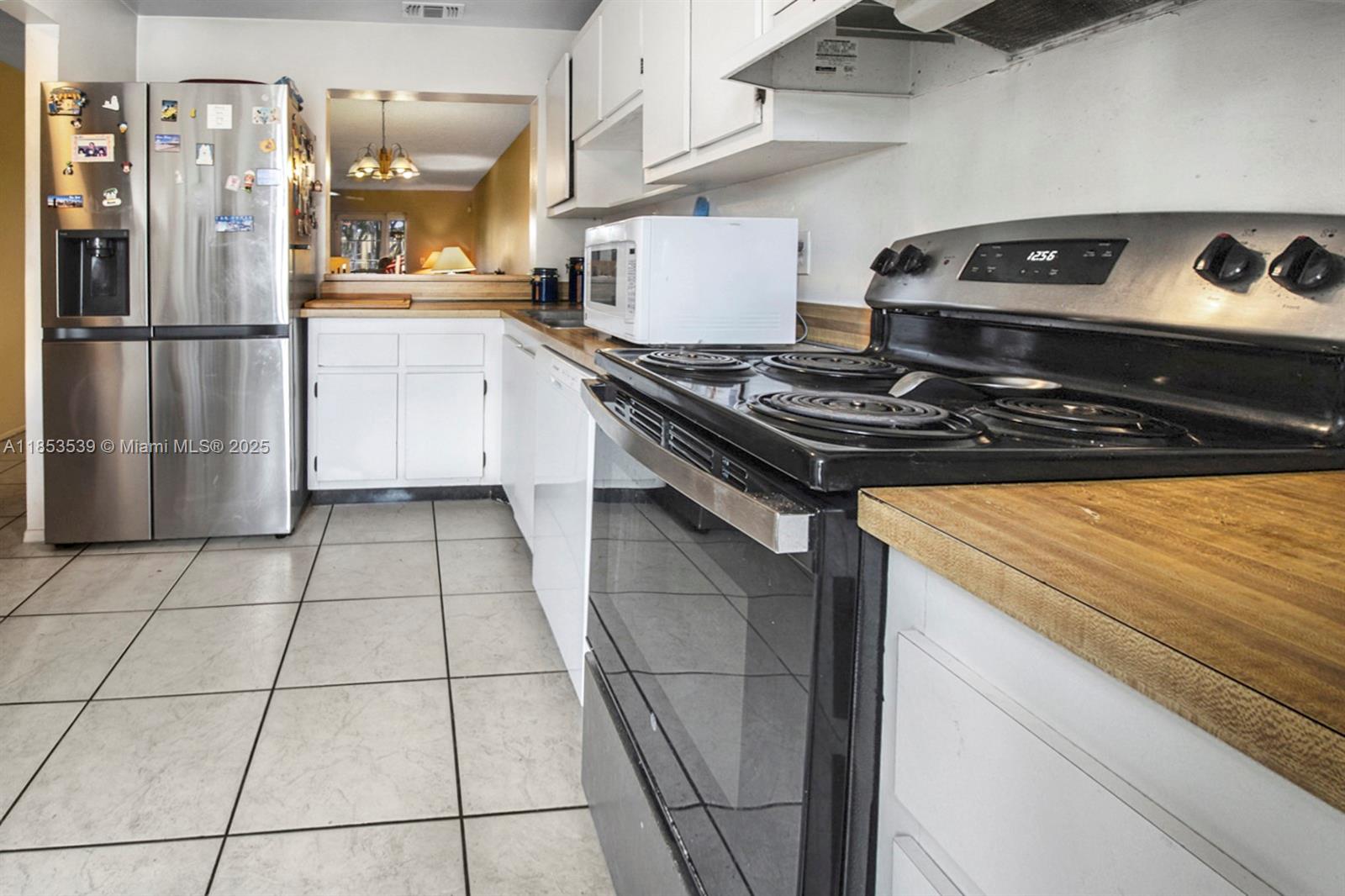 WESTVIEW CONDOMINIUM NO F - Residential