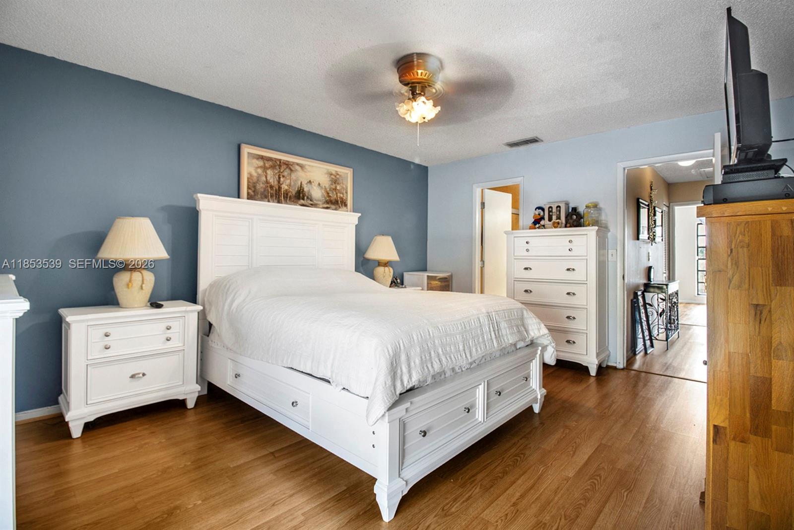 WESTVIEW CONDOMINIUM NO F - Residential