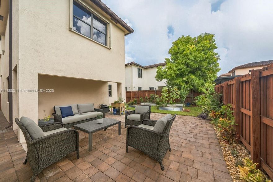 Spacious 5-bedroom home in a gated Homestead community with low HOA and private yard. Great location near shopping, parks, and easy access to Miami and the Keys. Just minutes from Homestead Pavilion, the Homestead-Miami Speedway, and outdoor escapes like Bayfront Park, Fruit & Spice Park, and the Everglades. Easy access to Miami, the Keys, and Biscayne National Park makes every adventure within reach. This home blends privacy, space, and location for the ultimate South Florida lifestyle- Come see why Homestead is racing forward!