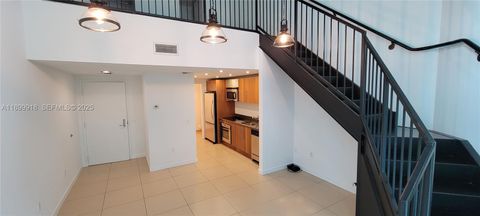 300 S Biscayne Blvd L-1004 Miami FL 33131