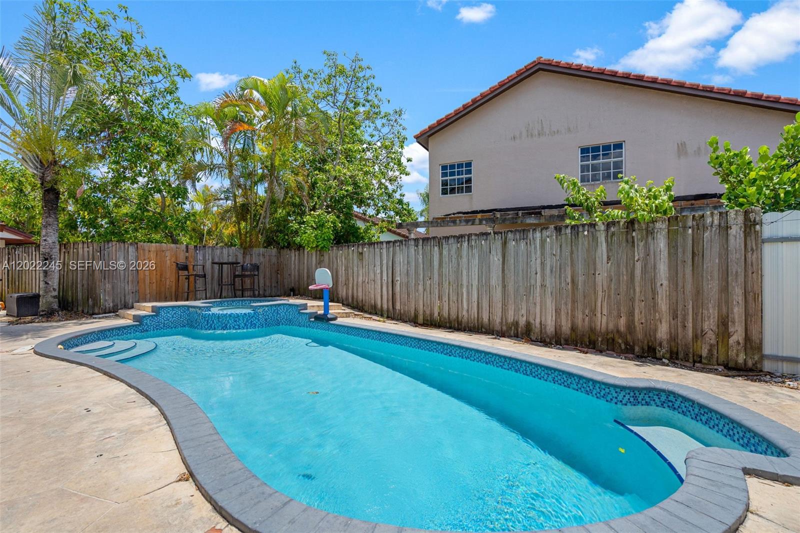 WESTWIND LAKES SEC 6 - Residential