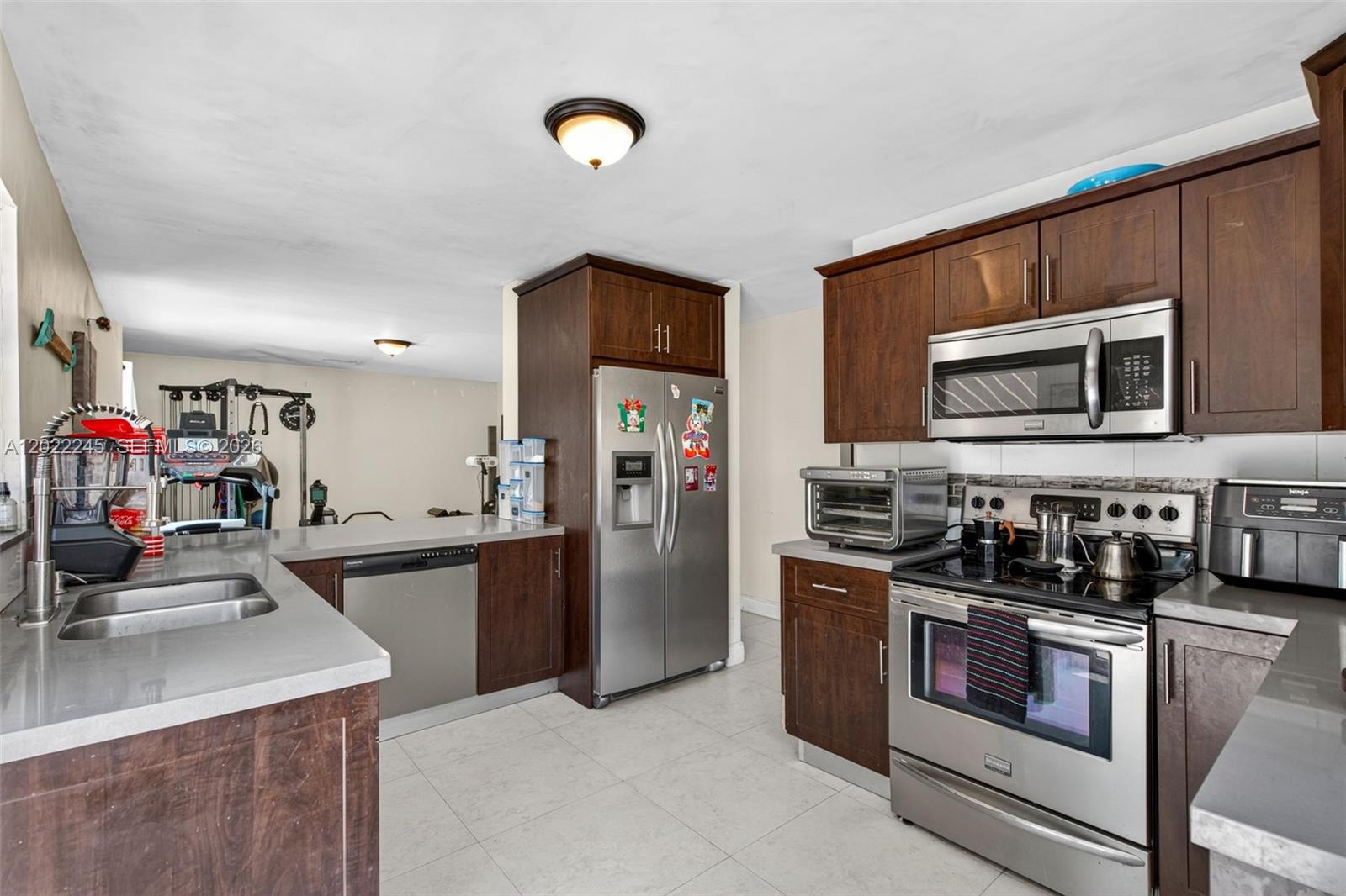 WESTWIND LAKES SEC 6 - Residential