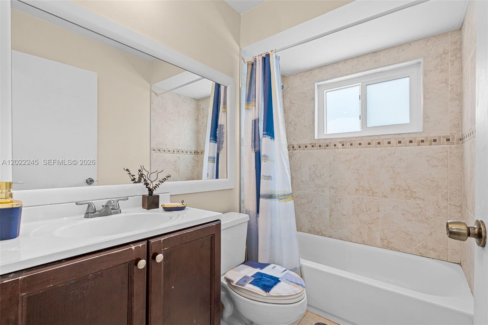 WESTWIND LAKES SEC 6 - Residential