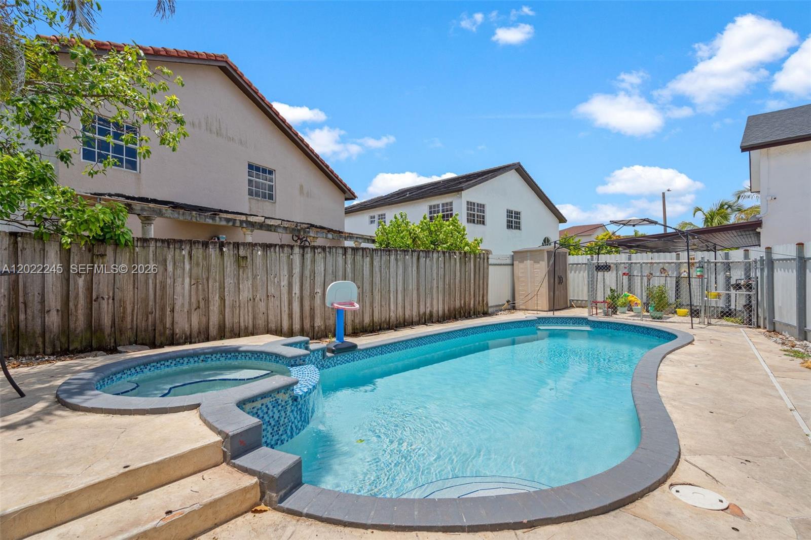 WESTWIND LAKES SEC 6 - Residential