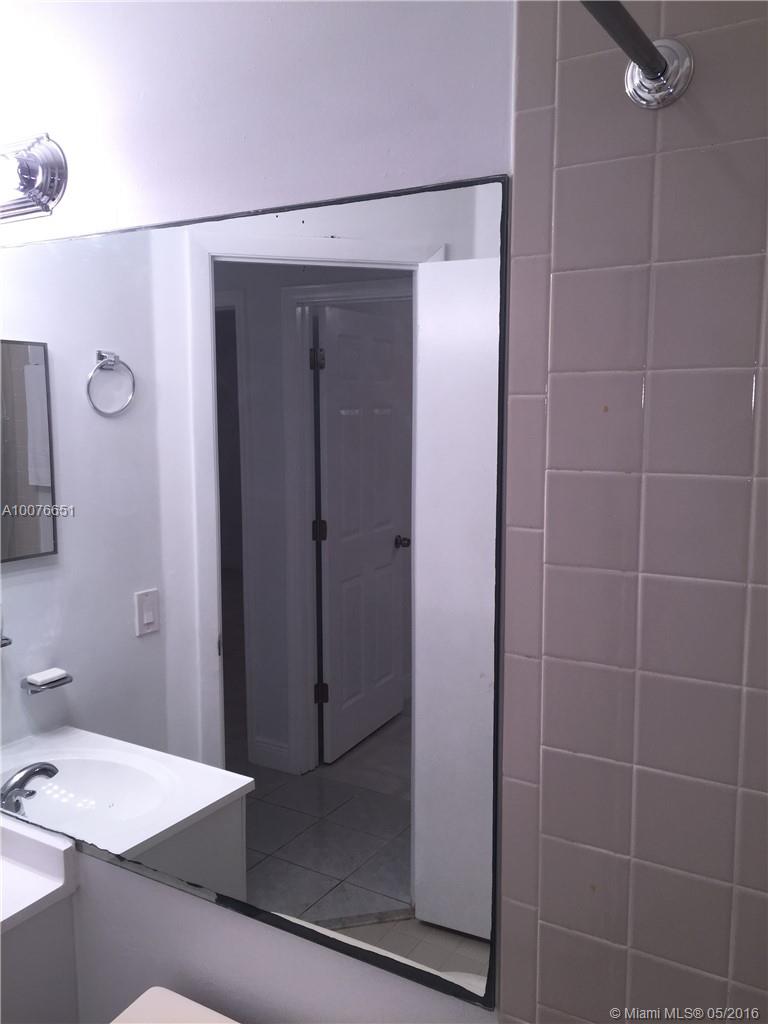 Oak Ridge Villas Sub - Residential Lease