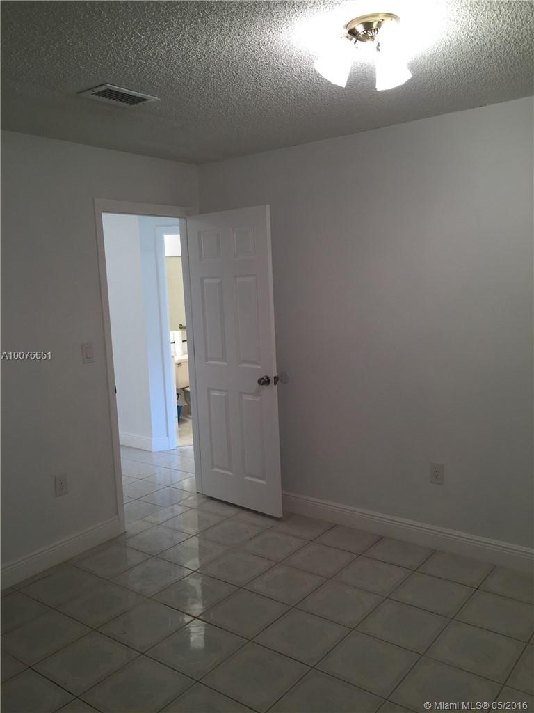 Oak Ridge Villas Sub - Residential Lease