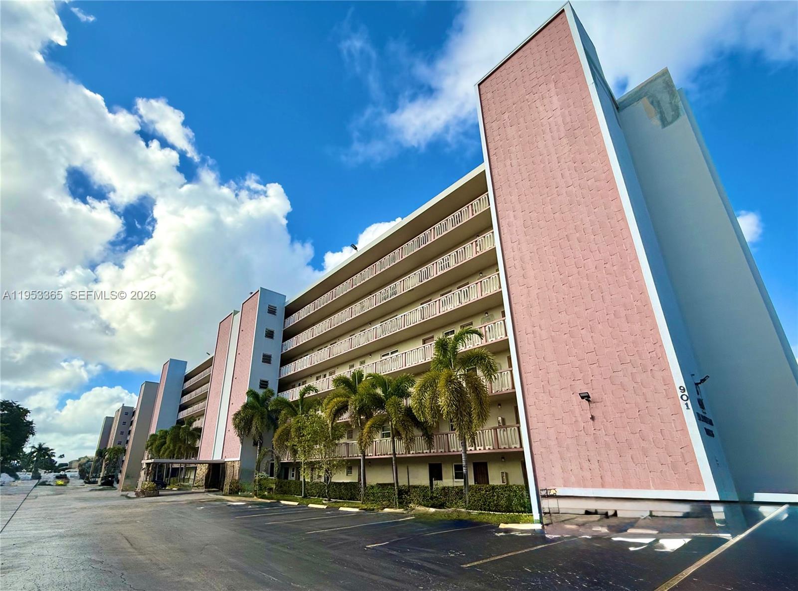 MEADOWBROOK CONDO APTS BL - Residential Lease
