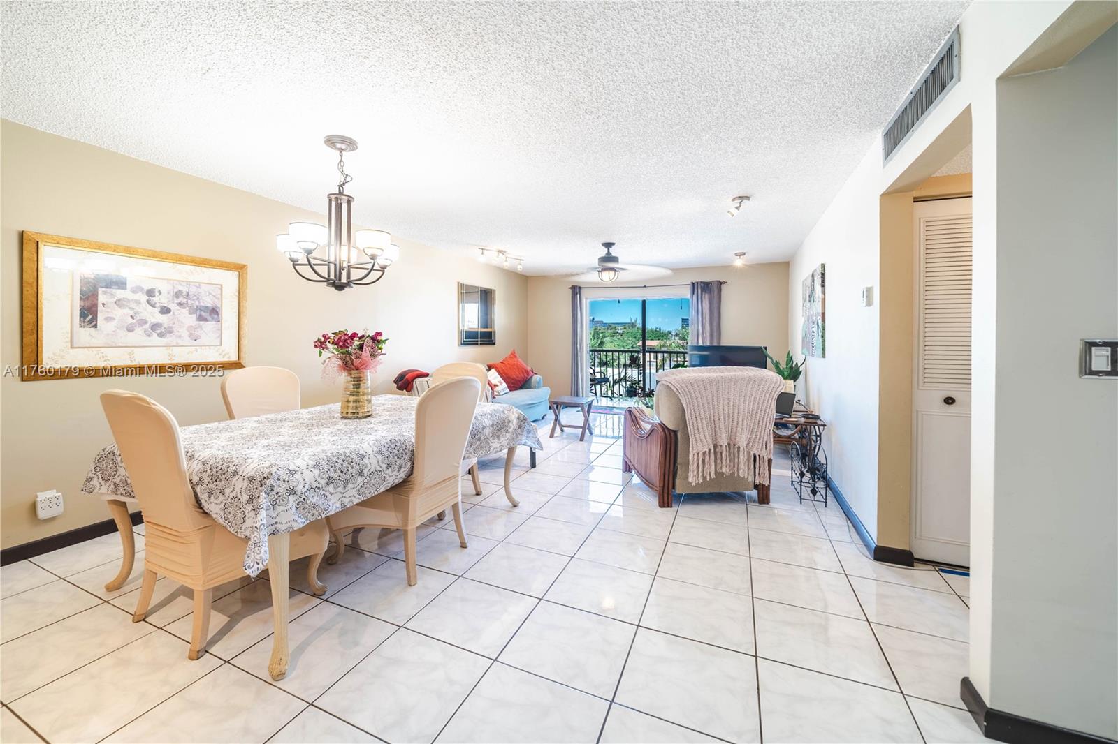 CASA BLANCA CONDO - Residential