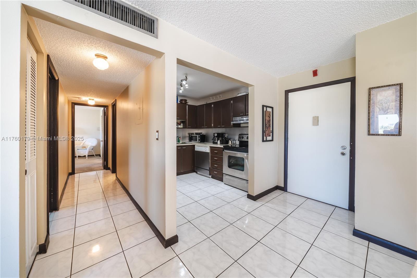 CASA BLANCA CONDO - Residential
