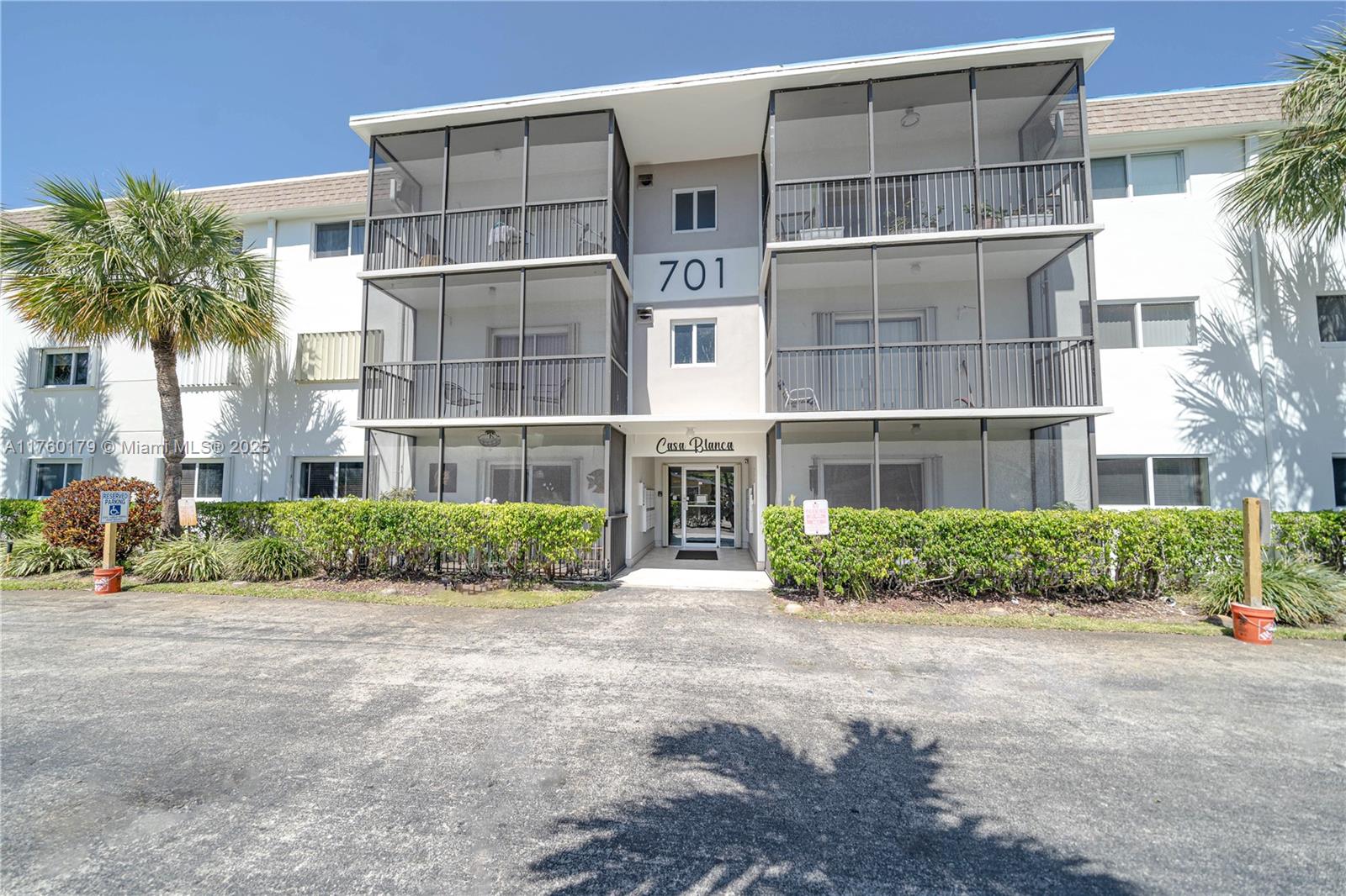 CASA BLANCA CONDO - Residential