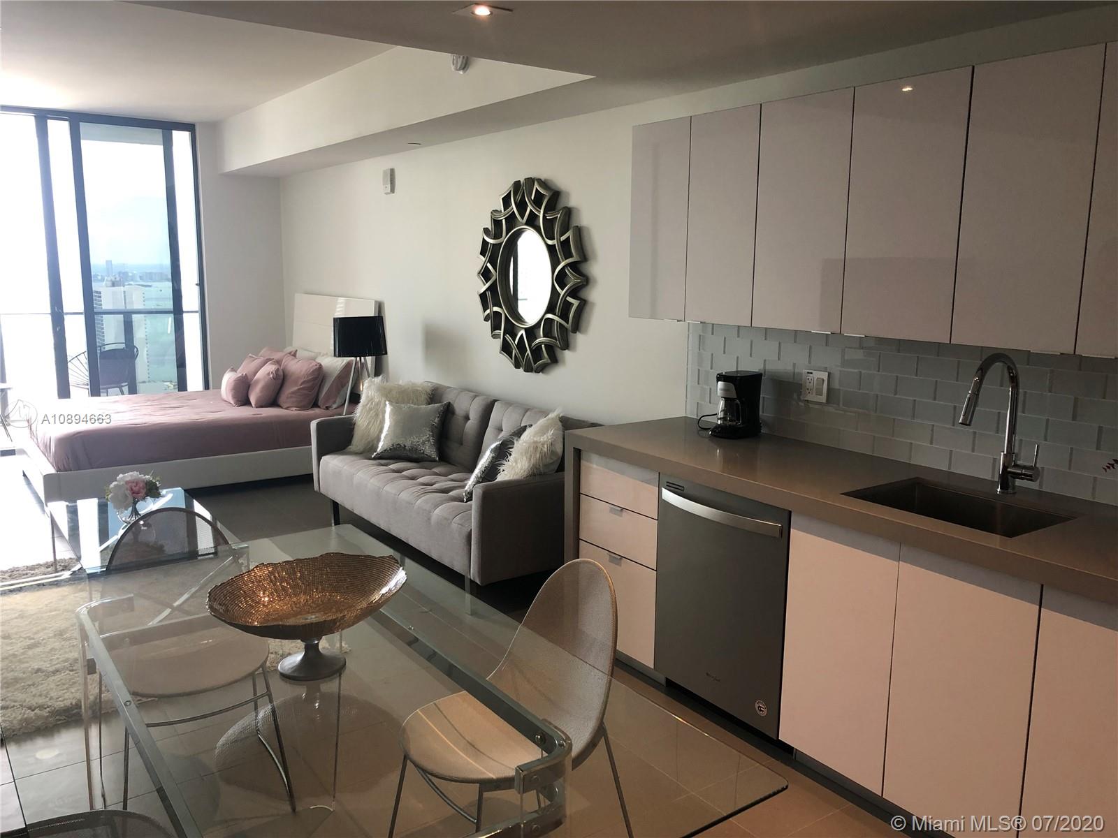 CANVAS CONDO - Residential Lease