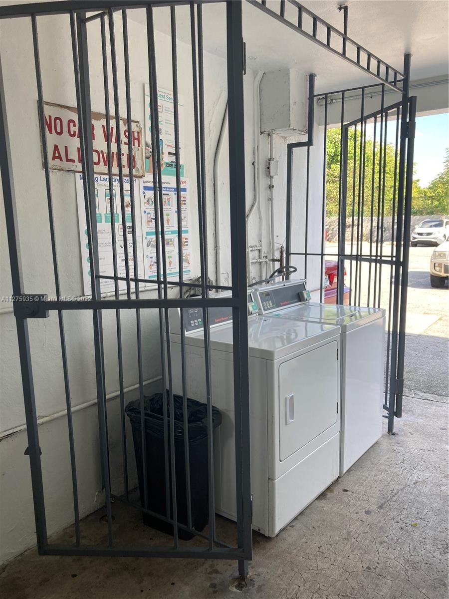 BISCAYNE GARDENS SEC A RE - Residential Lease