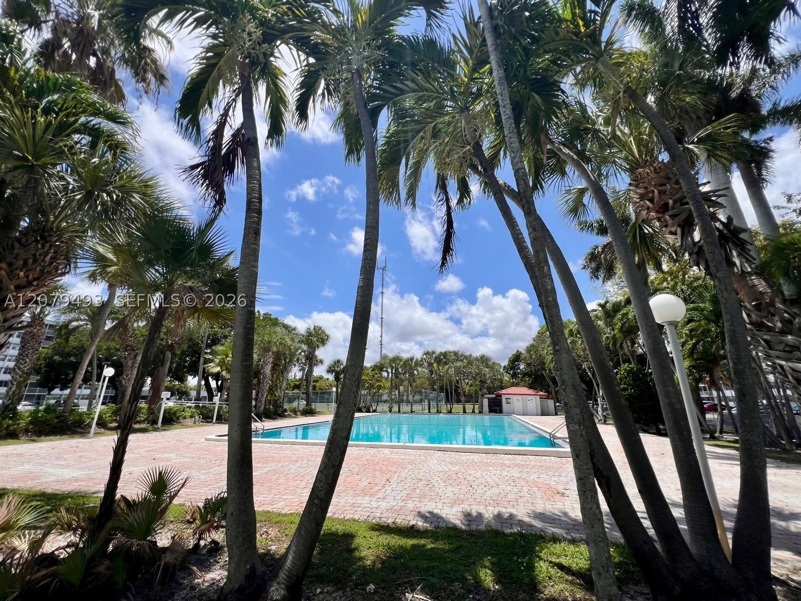 700 NW 214th St