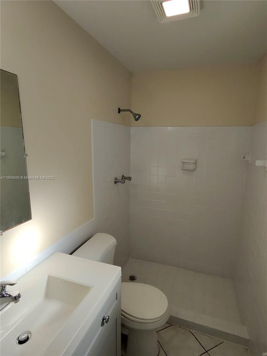 FORWARD SUB NO 1 - Residential Lease