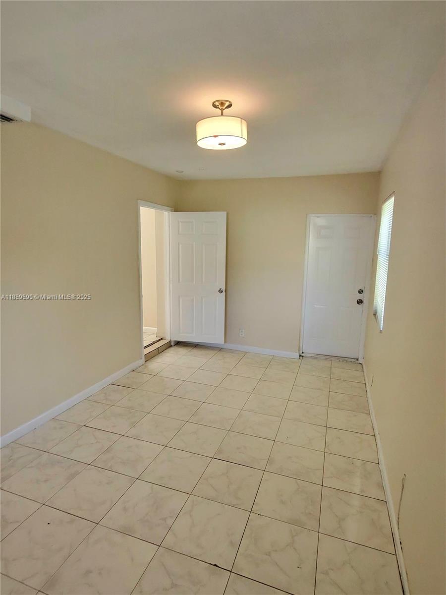 FORWARD SUB NO 1 - Residential Lease