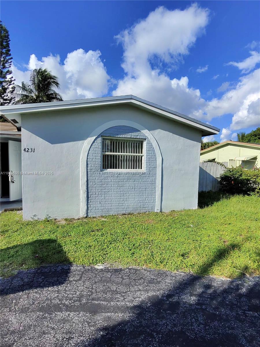 FORWARD SUB NO 1 - Residential Lease