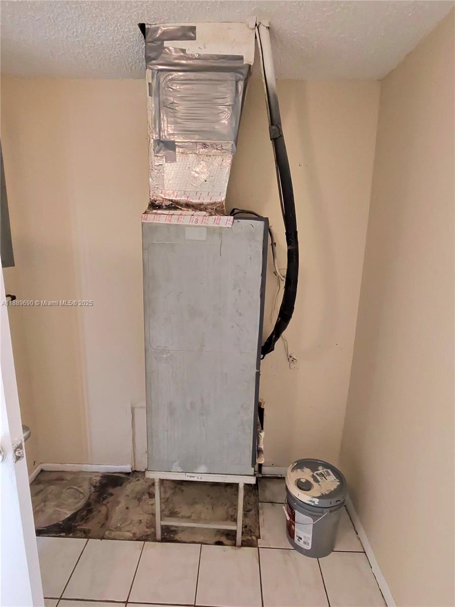 FORWARD SUB NO 1 - Residential Lease