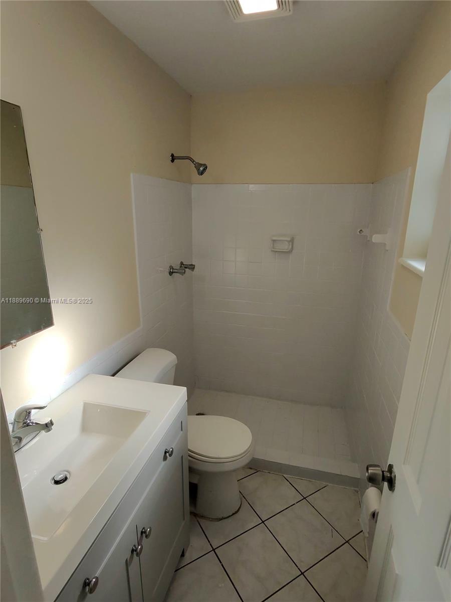 FORWARD SUB NO 1 - Residential Lease