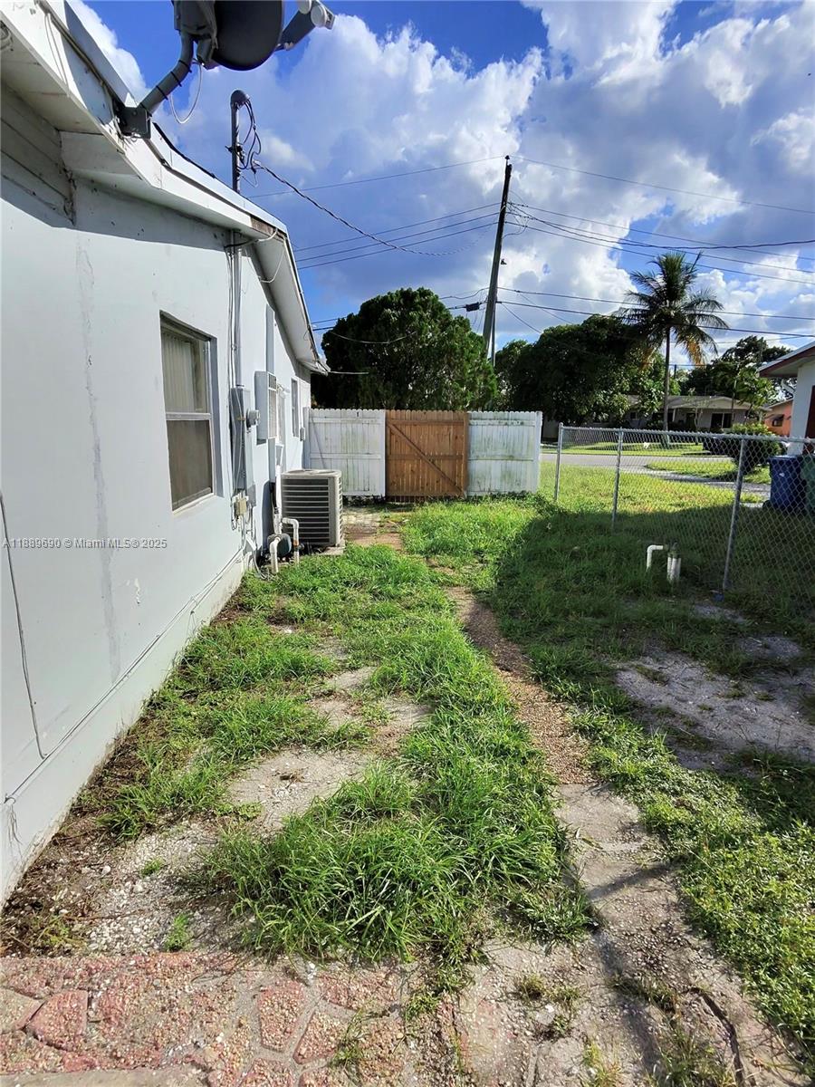 FORWARD SUB NO 1 - Residential Lease