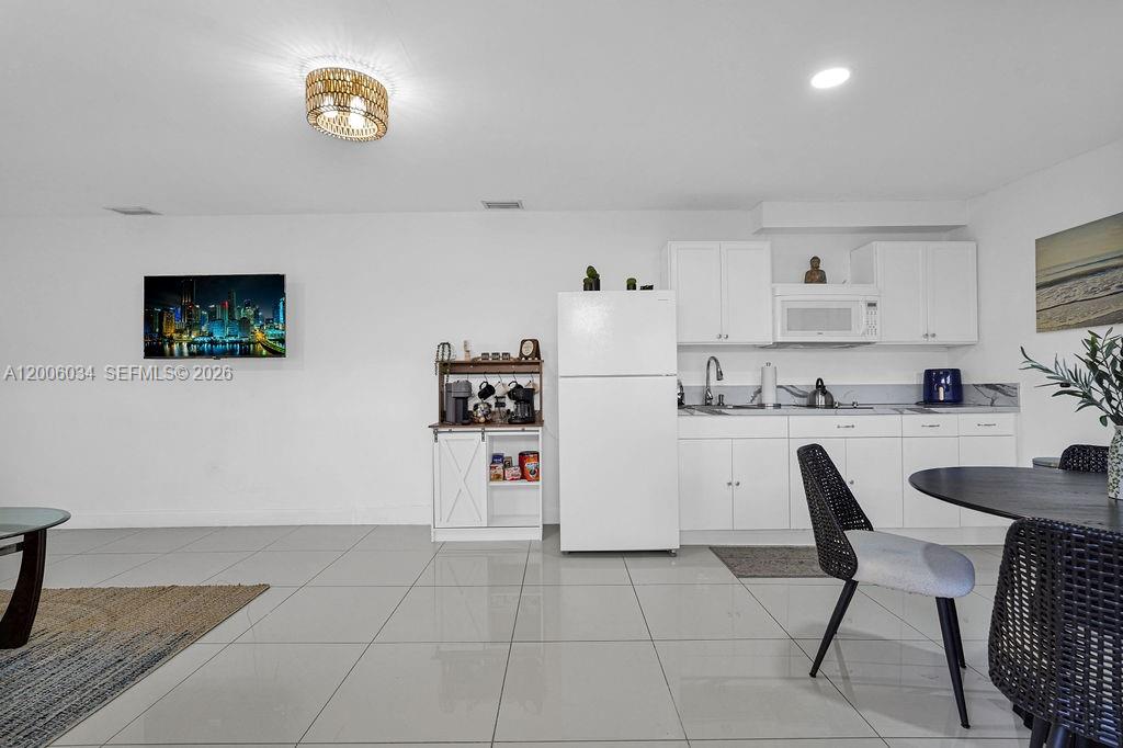 PRINCETONIAN SUB SEC 1 - Residential Lease