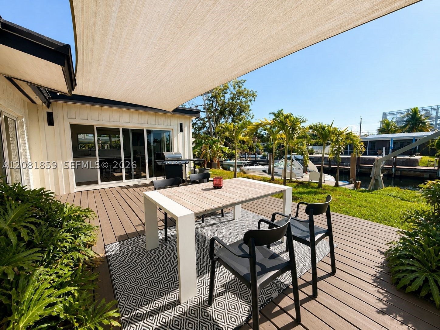 View photos, virtual tours, details... 1720 SW 23rd Ave